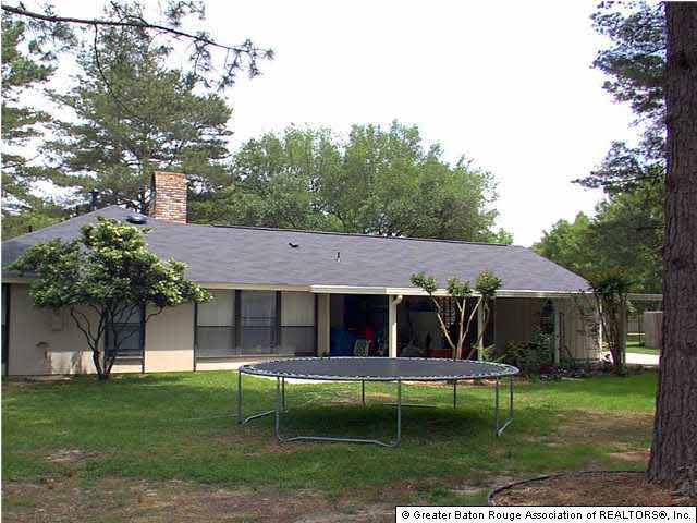 13724 Shady Ridge Avenue Baton Rouge, LA 70817 - Photo 6 of 7 Gallery Image 6