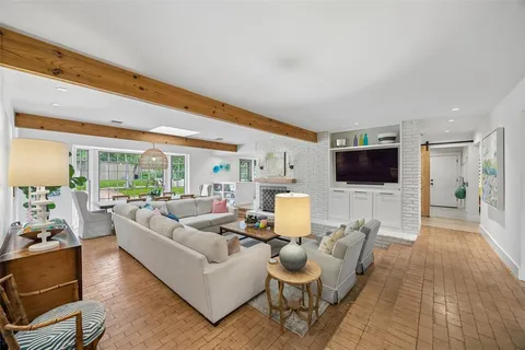$1,699,000 | 13220 Wittmore Circle, Dallas, TX 75240