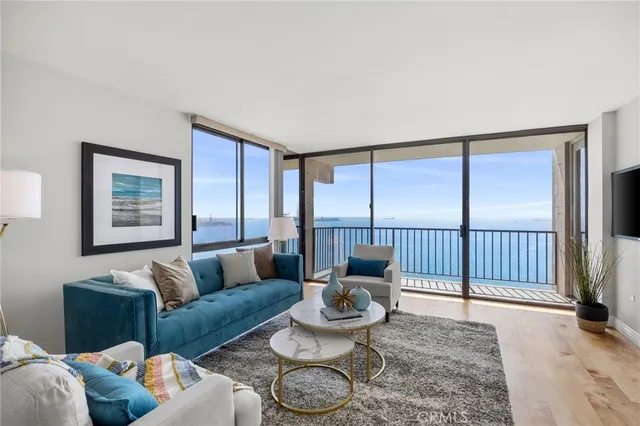 $949,000 | 1750 East Ocean Boulevard, Unit 1405, Long Beach, CA 90802