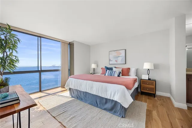 $949,000 | 1750 East Ocean Boulevard, Unit 1405, Long Beach, CA 90802