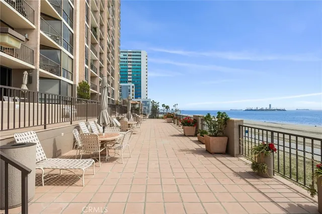 $949,000 | 1750 East Ocean Boulevard, Unit 1405, Long Beach, CA 90802