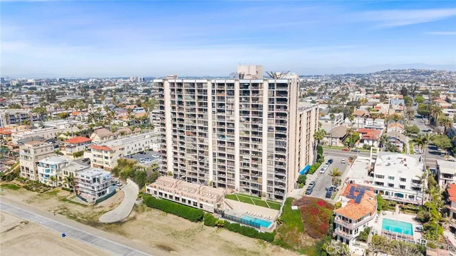 $949,000 | 1750 East Ocean Boulevard, Unit 1405, Long Beach, CA 90802