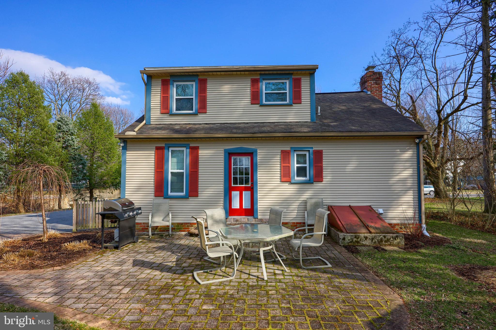 420 North Water Street Lititz, PA 17543 - Photo 12 of 43 a front view of a house with a yard