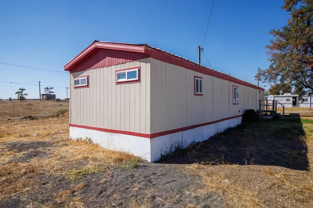 $70,000 | 15610 West Sr 2 Highway, Unit E2, Medical Lake, WA 99022