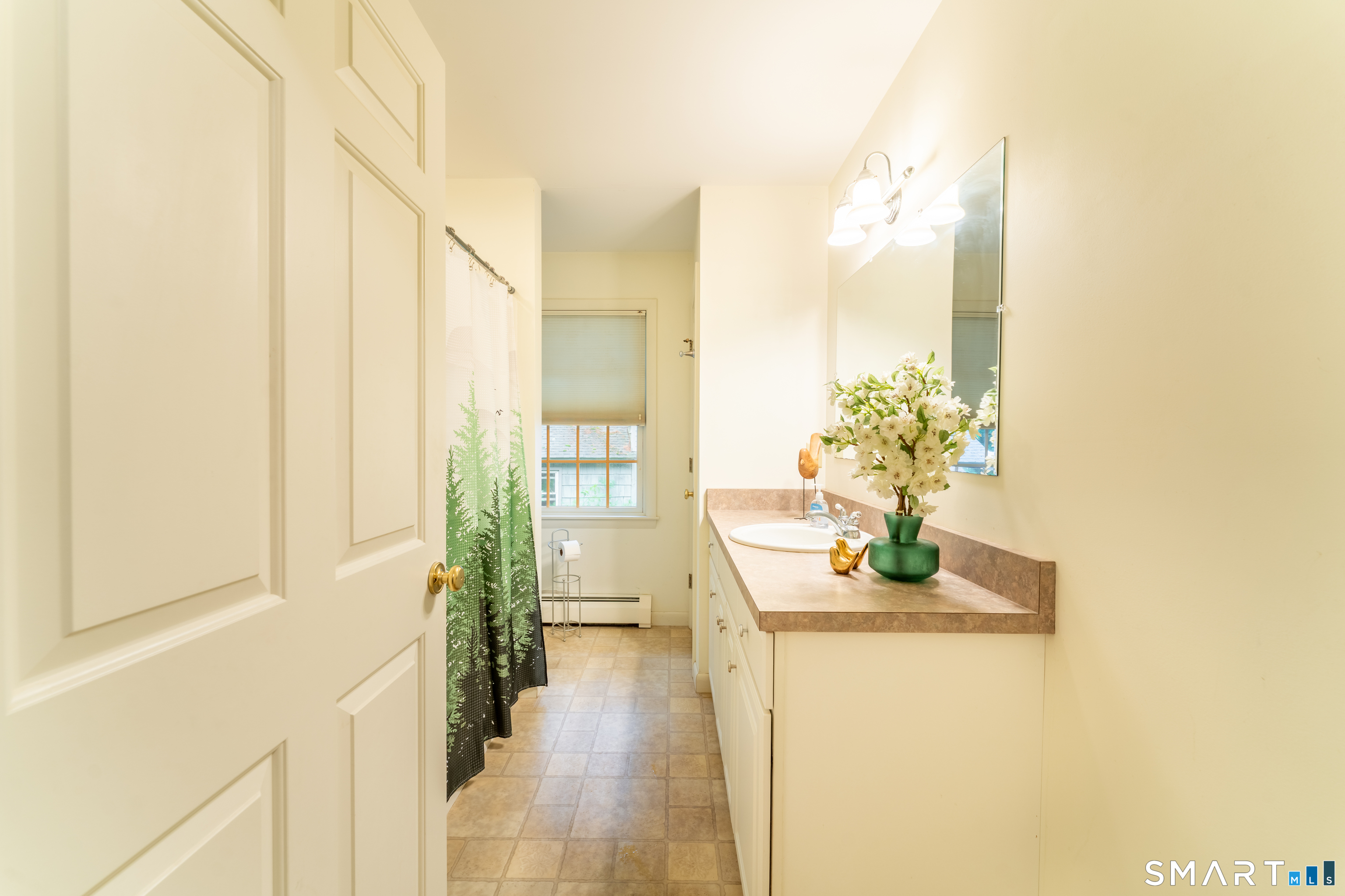 188 Laurel Point Road Killingly, CT 06241 - Photo 12 of 23 Gallery Image 12