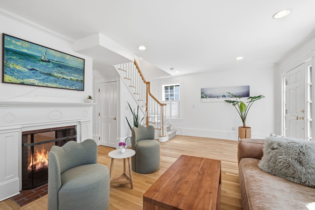 31 Elm Street Marblehead, MA 01945 - Photo 17 of 39