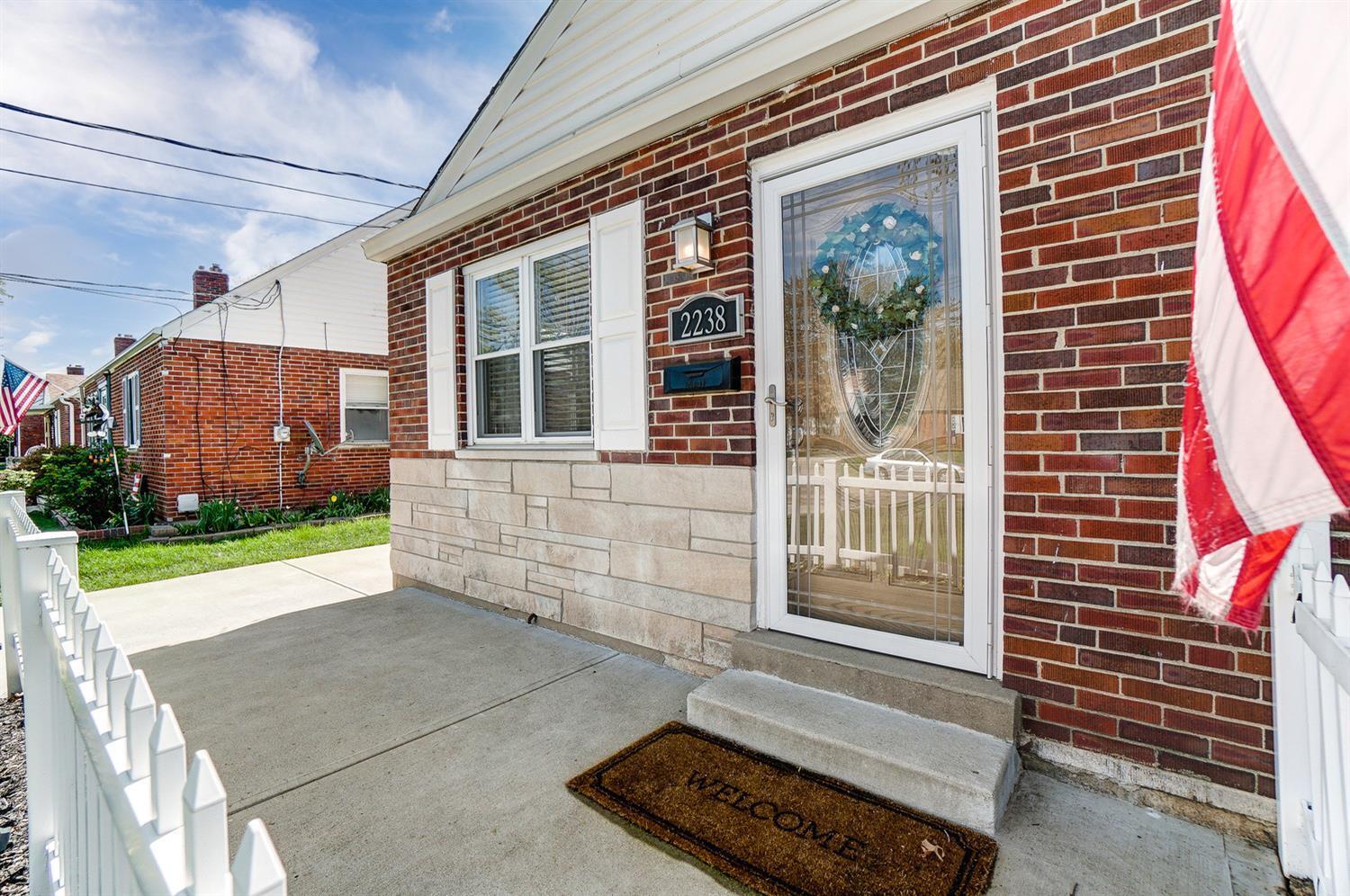 2238 Hunt Road Reading, OH 45215 - Photo 4 of 41