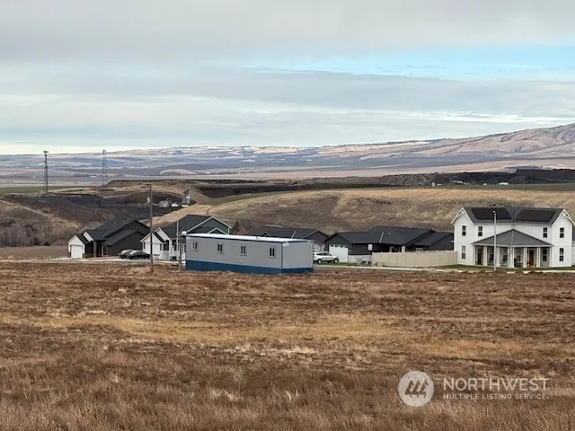 a view of a water heater