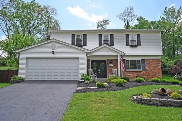 $425,000 | 8207 Asbury Hills Drive, Cincinnati, OH 45255
