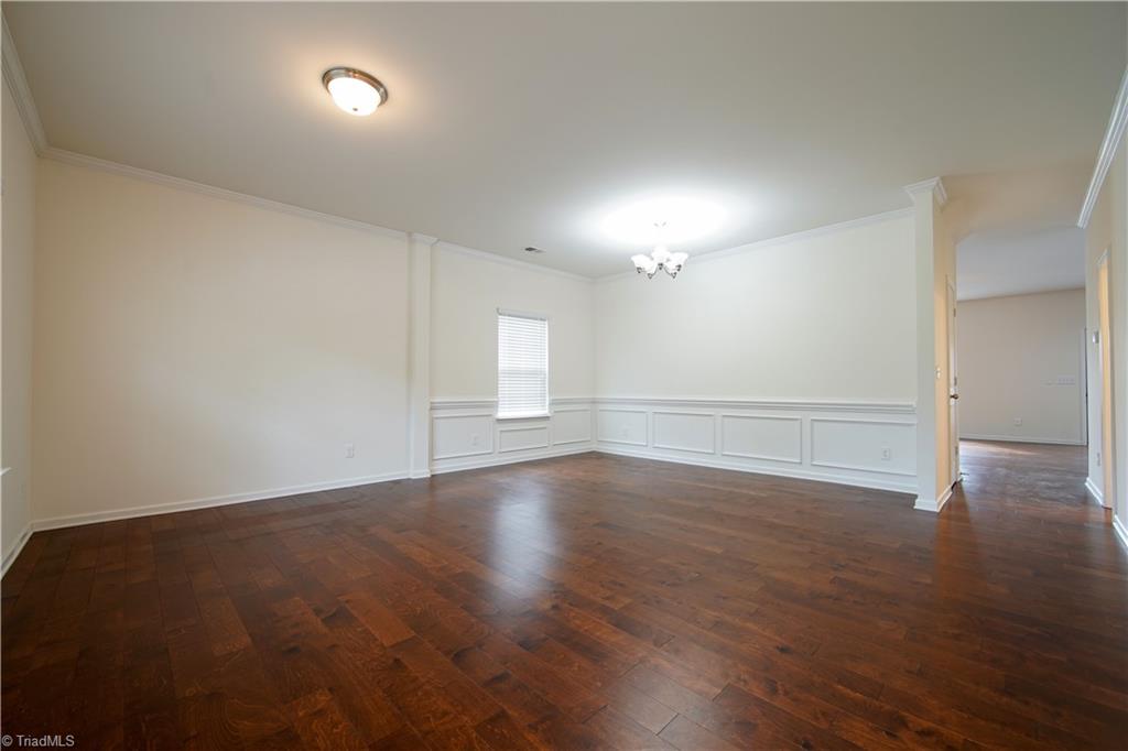 3231 Grandview Club Road Pfafftown, NC 27040 - Photo 8 of 34 Gallery Image 8