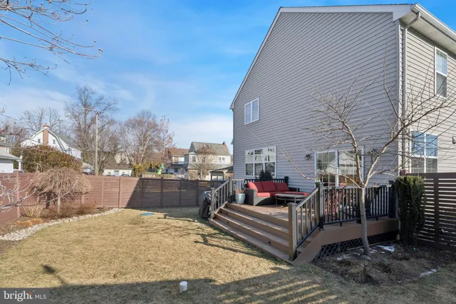 $1,100,000 | 2058 Bellemead Avenue, Havertown, PA 19083