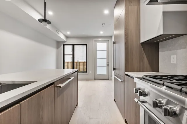 $625,000 | 300 Franklin Street, Unit 2, Cambridge, MA 02139