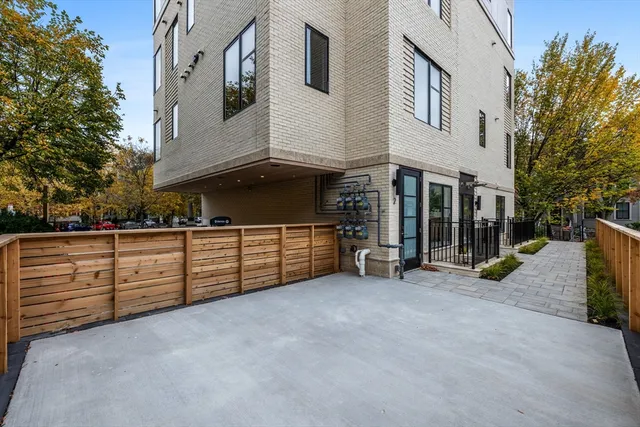 $625,000 | 300 Franklin Street, Unit 2, Cambridge, MA 02139