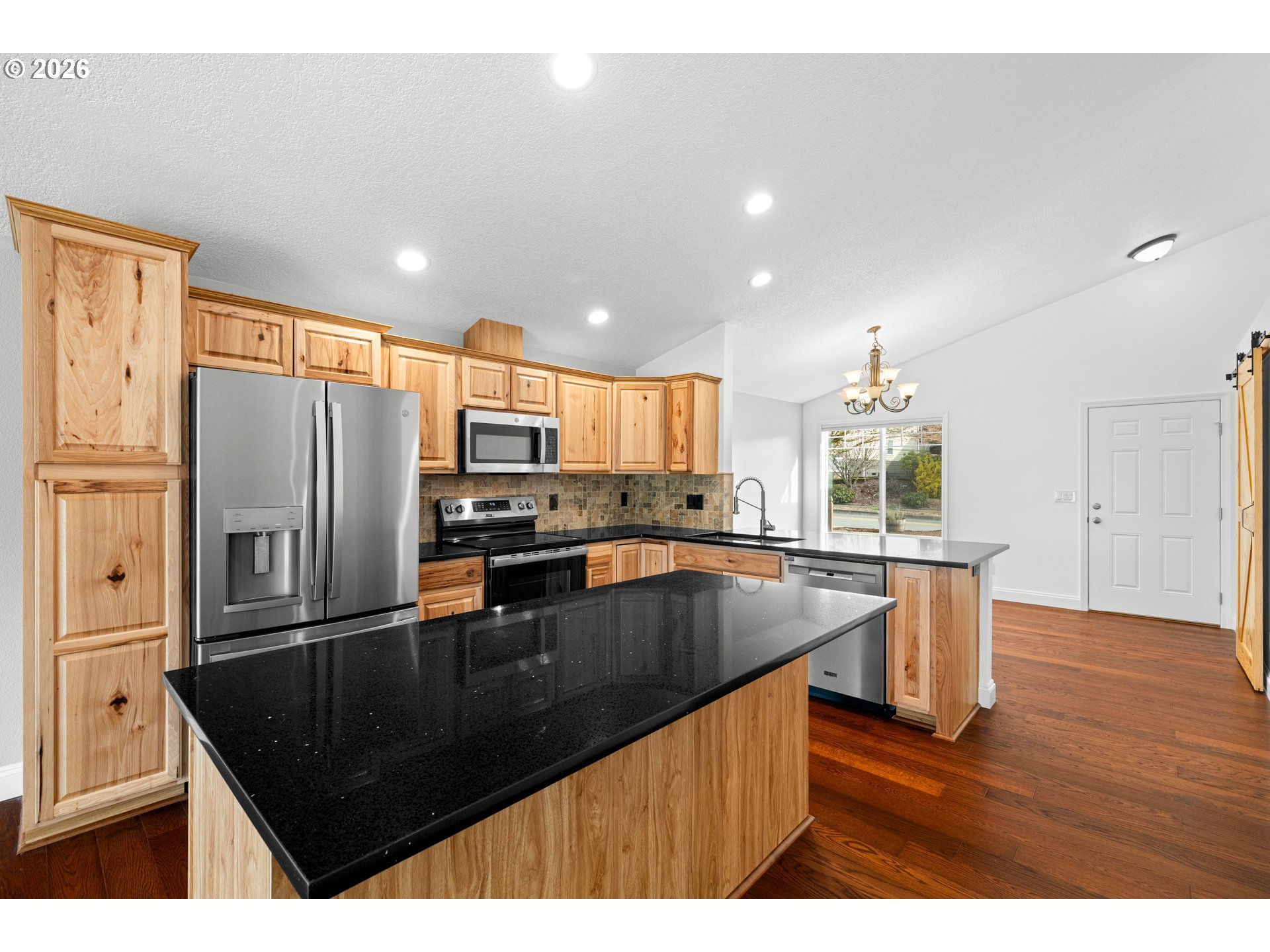 18307 Tupper Road Sandy, OR 97055 - Photo 10 of 42 Kitchen
