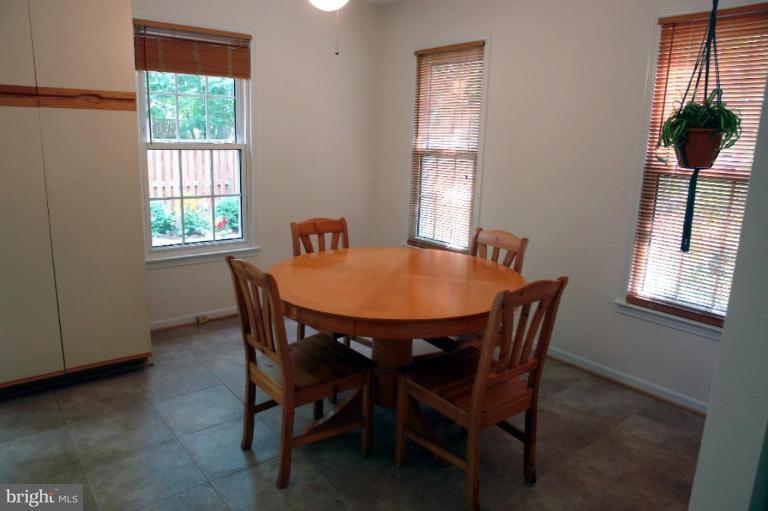2440 Alsop Court Reston, VA 20191 - Photo 10 of 21 a dining room with furniture and window