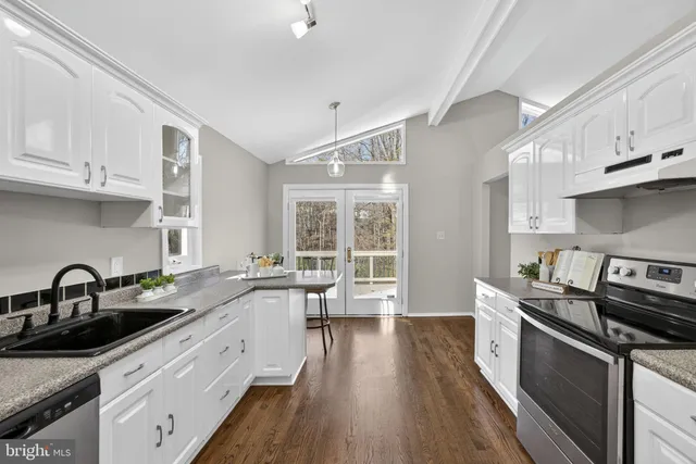 $635,000 | 12610 Westport Lane, Woodbridge, VA 22192