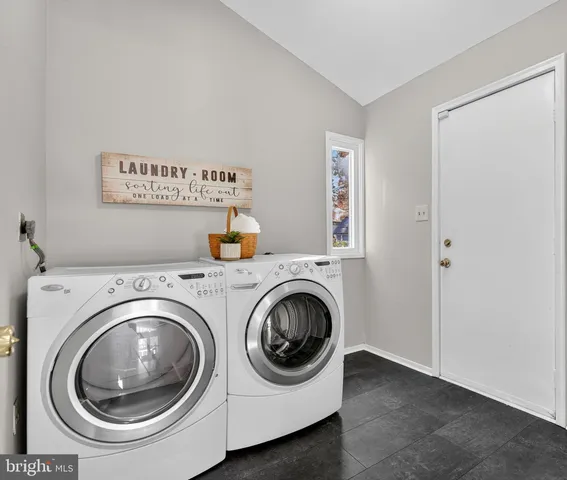 $635,000 | 12610 Westport Lane, Woodbridge, VA 22192