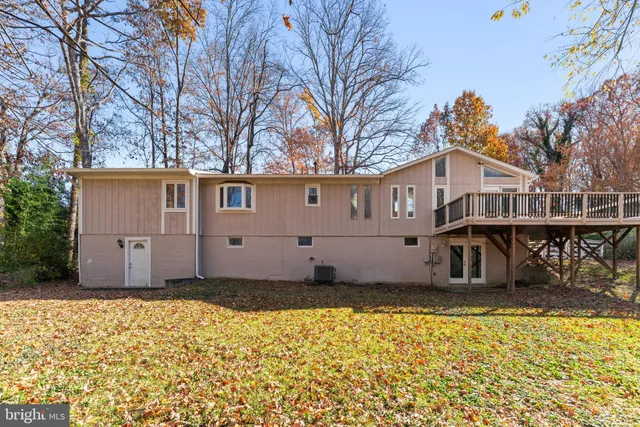 $635,000 | 12610 Westport Lane, Woodbridge, VA 22192