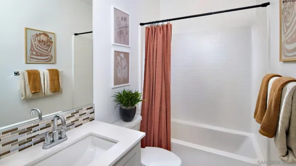 $1,047,900 | 12121 Paxton Way, San Diego, CA 92129