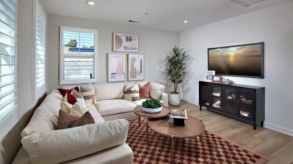 $1,047,900 | 12121 Paxton Way, San Diego, CA 92129