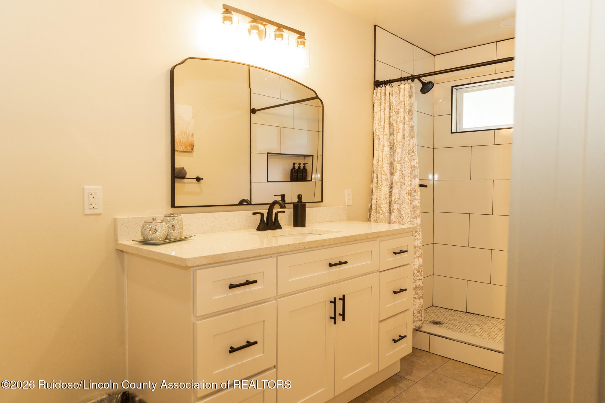 300 Utah Lane Ruidoso Downs, NM 88346 - Photo 10 of 21 Gallery Image 10