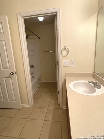 $1,500 | 13523 Bristow Dawn, San Antonio, TX 78217