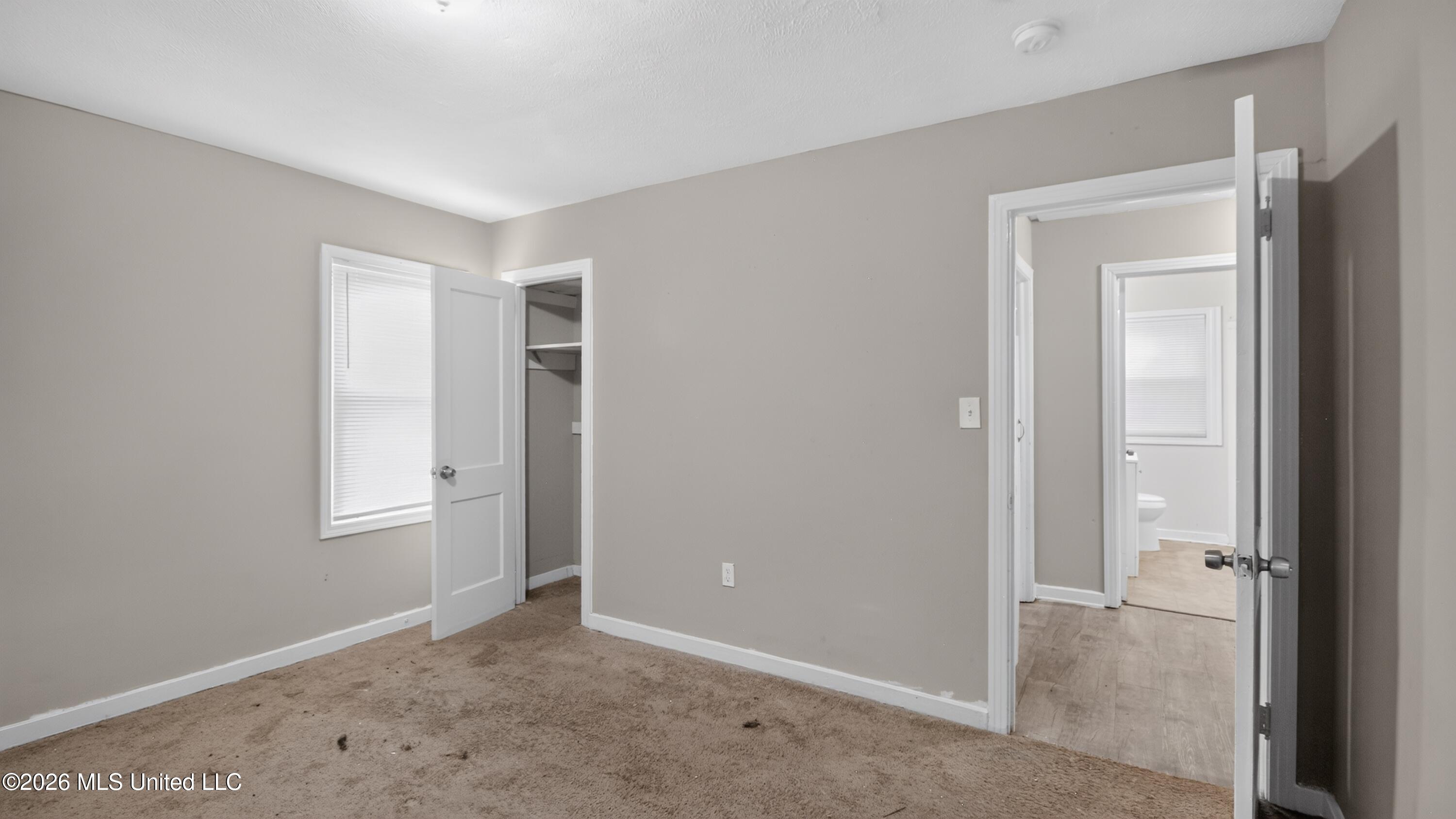 609 Launcelot Road Jackson, MS 39206 - Photo 20 of 30 23_609_Launcelot_Rd-Bedroom-0415