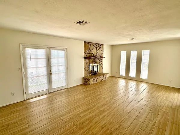 $1,995 | 2844 West Marlette Avenue, Phoenix, AZ 85017