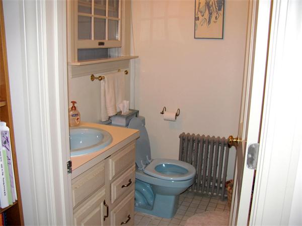 38 Clearwater Road Brookline, MA 02467 - Photo 15 of 17