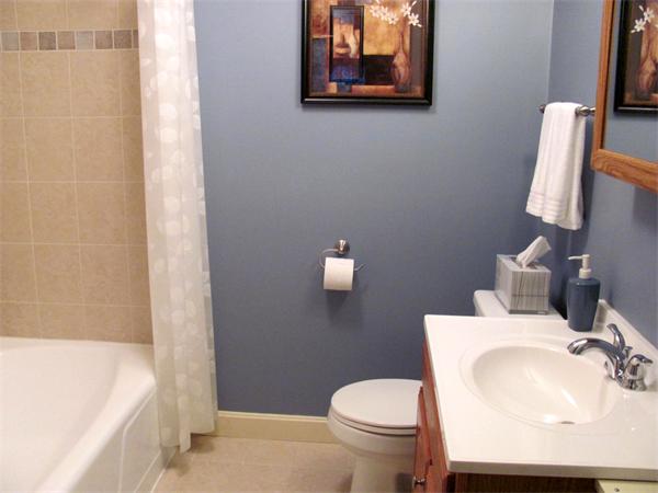 38 Clearwater Road Brookline, MA 02467 - Photo 10 of 17