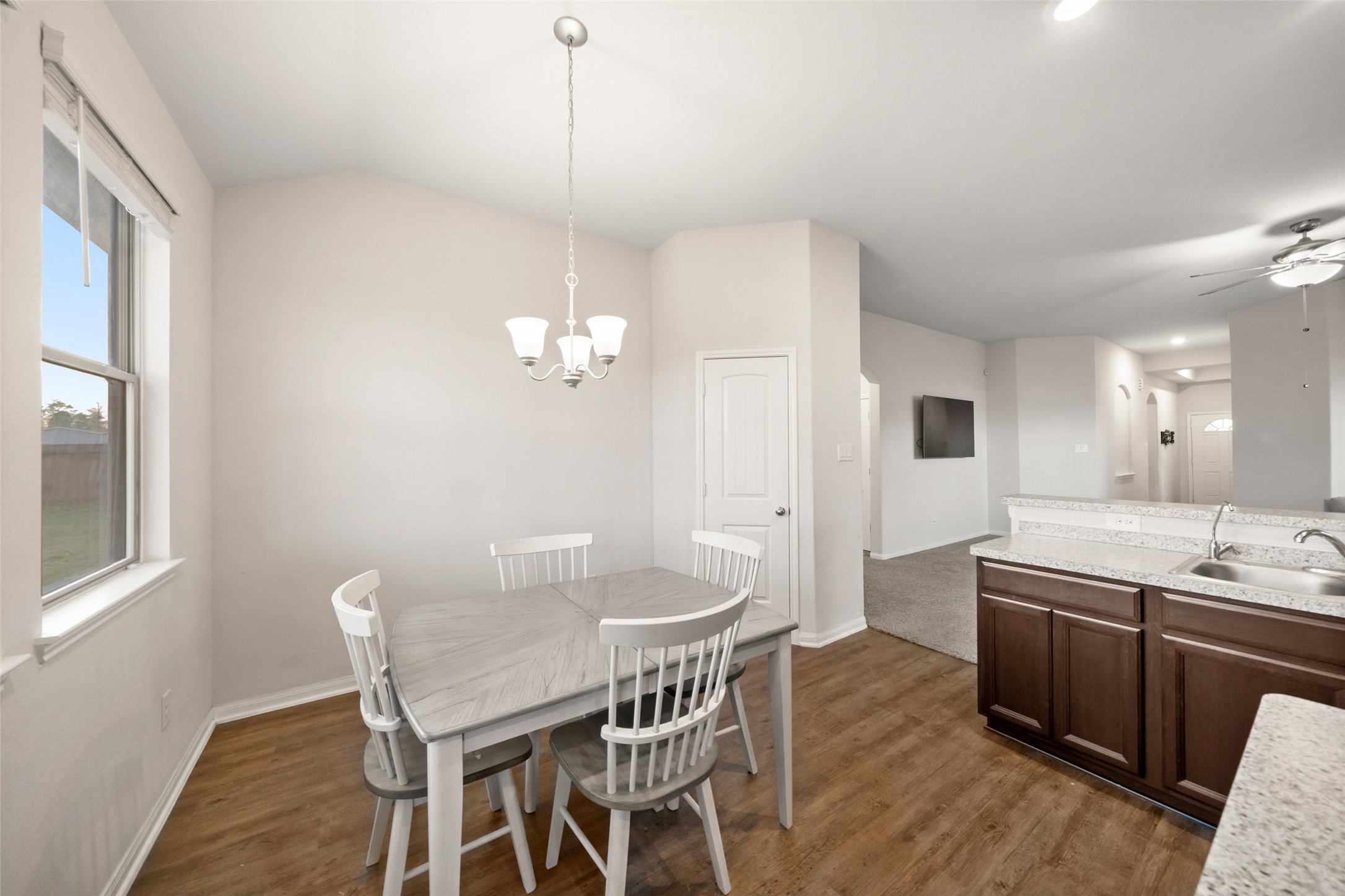 14156 Kamilia Road Conroe, TX 77306 - Photo 15 of 33