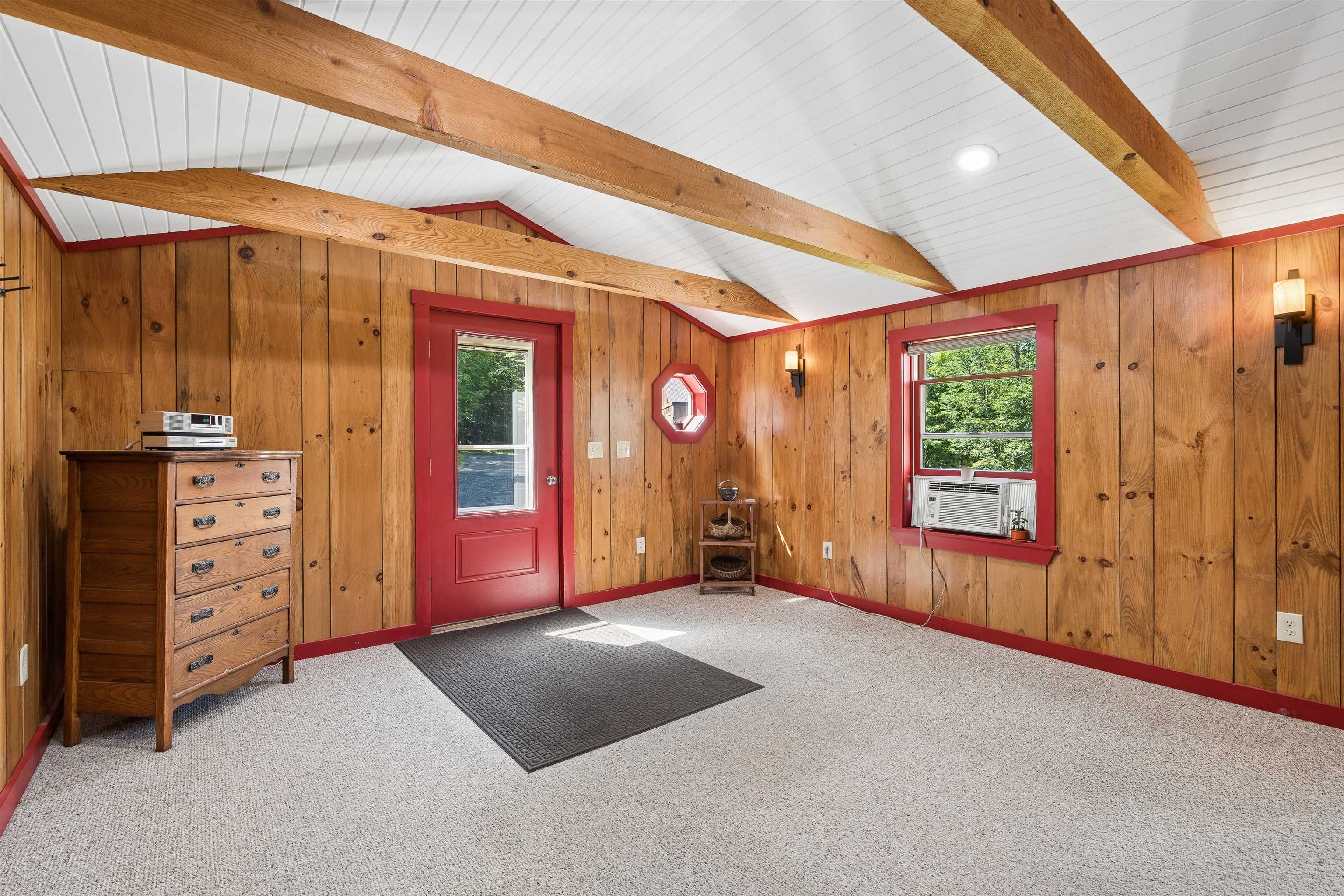 1702 Sanders Road Bethel, VT 05032 - Photo 7 of 38