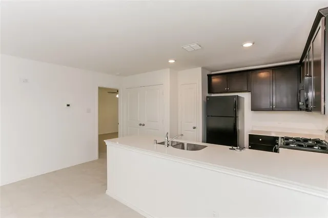 $1,645 | 2909 Greenhorn Avenue, Crandall, TX 75114