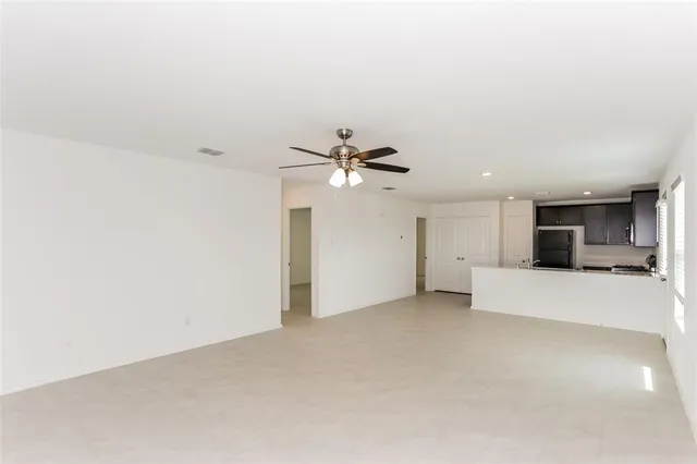 $1,645 | 2909 Greenhorn Avenue, Crandall, TX 75114