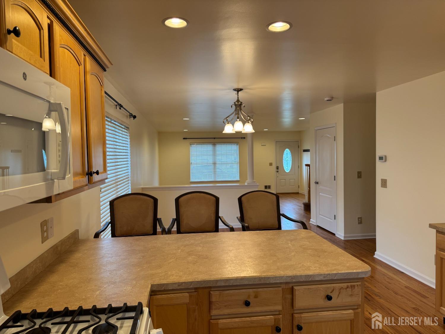 202 Runyon Avenue Middlesex, NJ 08846 - Photo 9 of 30