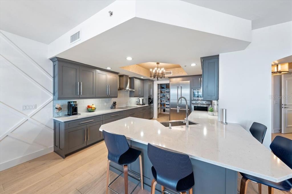 2104 West First Street, Unit 1402 Fort Myers, FL 33901 - Photo 17 of 37