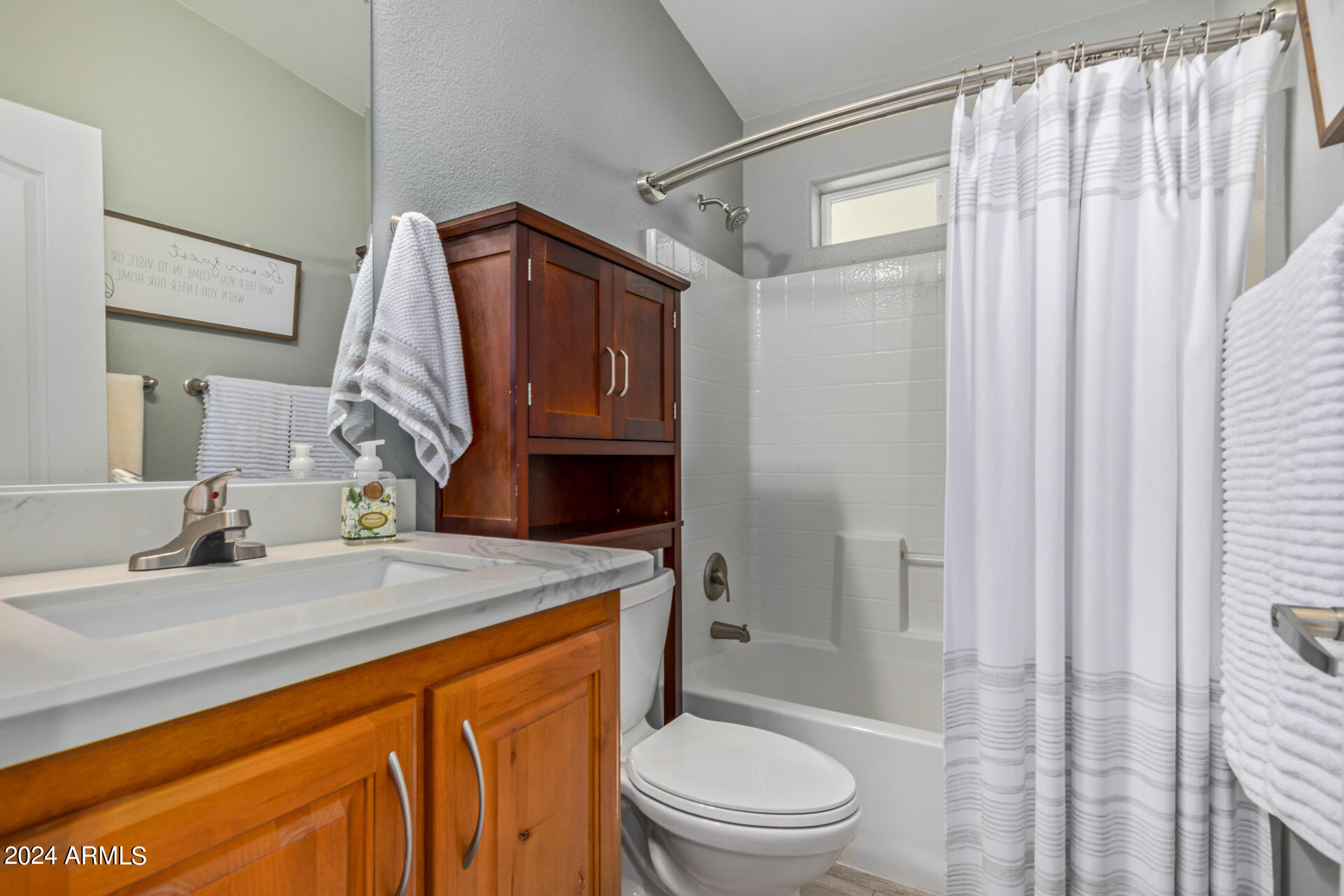 650 North Hawes Road, Unit 2822 Mesa, AZ 85207 - Photo 30 of 66 Guest bath2