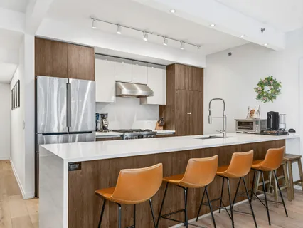 $725,000 | 505 North McClurg Court, Unit 2301, Chicago, IL 60611