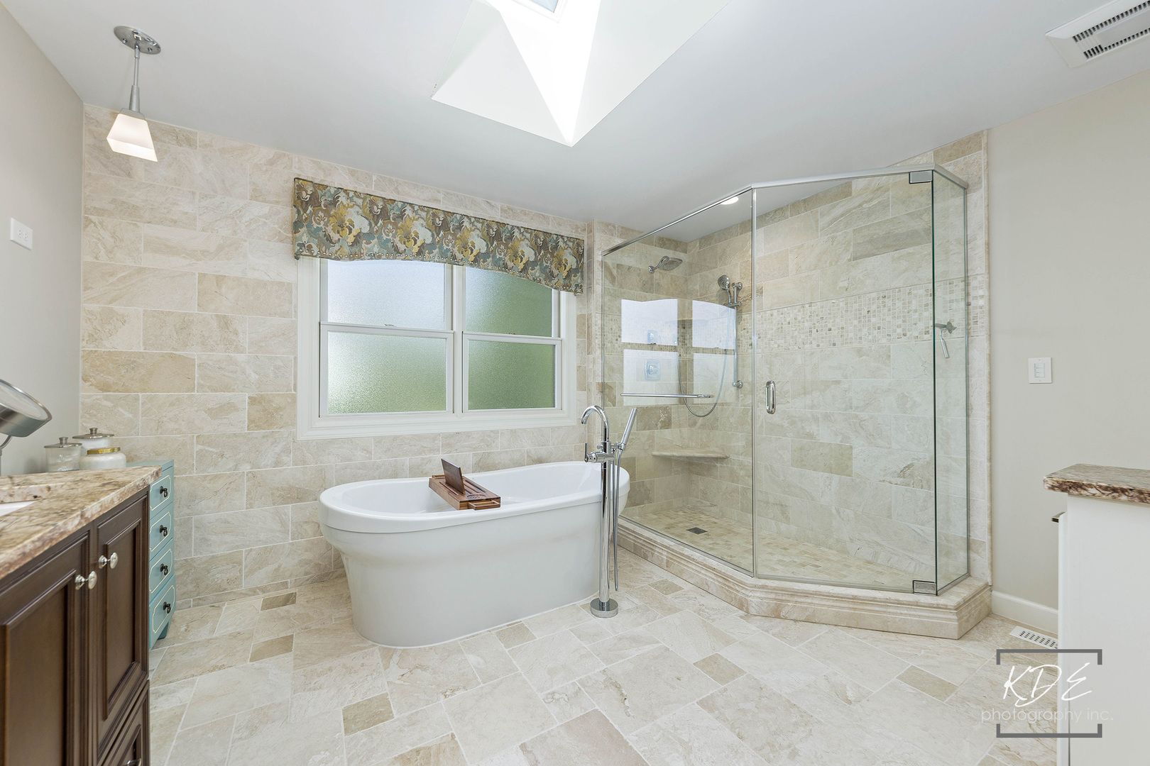 1403 Carlyle Road Naperville, IL 60564 - Photo 15 of 31 a bathroom with a sink toilet and shower