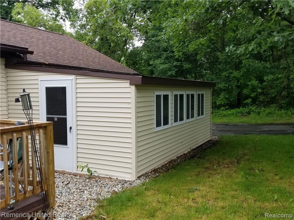 5130 Iosco Road Webberville, MI 48892 - Photo 34 of 36 20180603_113547.jpg