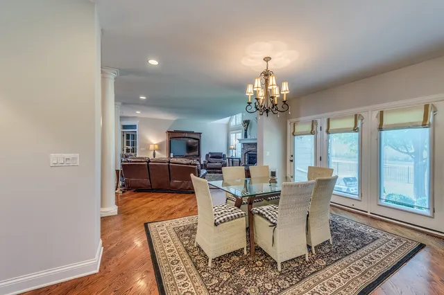 $870,000 | 2918 Hapner Way, Batavia, IL 60510