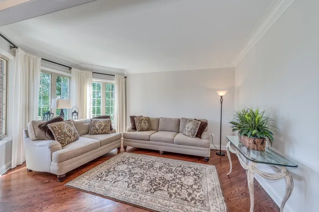 $870,000 | 2918 Hapner Way, Batavia, IL 60510