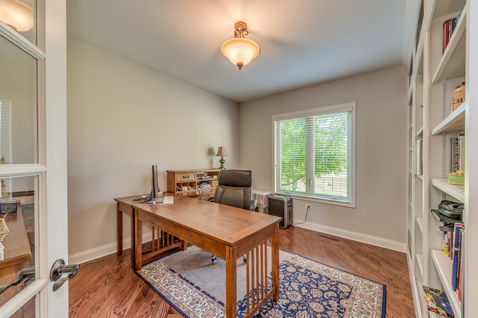2918 Hapner Way Batavia, IL 60510 - Photo 15 of 43 a workspace with furniture and window