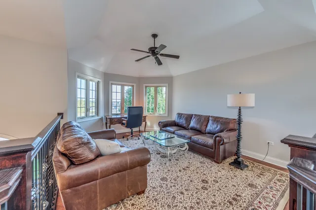 $870,000 | 2918 Hapner Way, Batavia, IL 60510