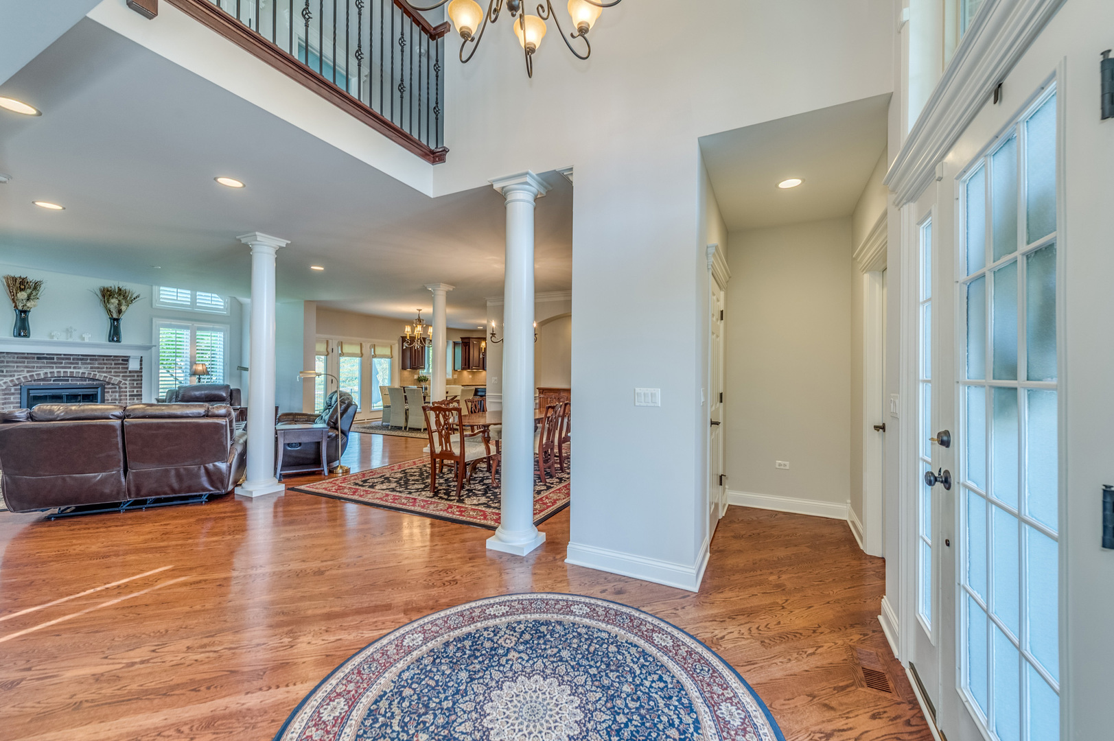 2918 Hapner Way Batavia, IL 60510 - Photo 4 of 43