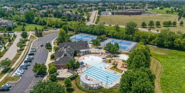 $870,000 | 2918 Hapner Way, Batavia, IL 60510