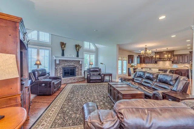 $870,000 | 2918 Hapner Way, Batavia, IL 60510