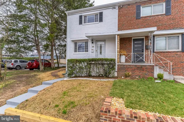 $3,100 | 40 West Taylor Run Parkway, Alexandria, VA 22314