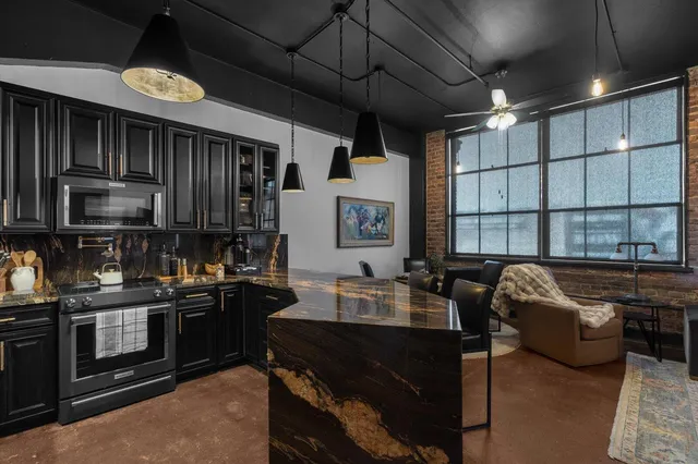 $499,000 | 1301 Market Street, Unit 306, Chattanooga, TN 37402