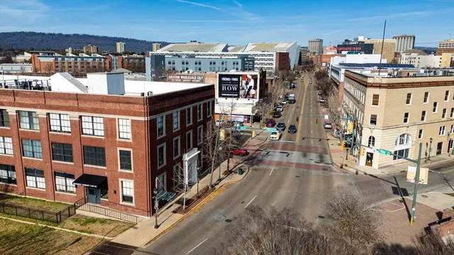 $499,000 | 1301 Market Street, Unit 306, Chattanooga, TN 37402